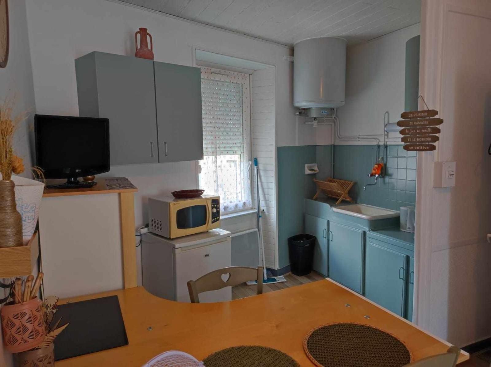 Appartamento Le Nid Douillet Champetre Linge Fourni La Bourboule Esterno foto