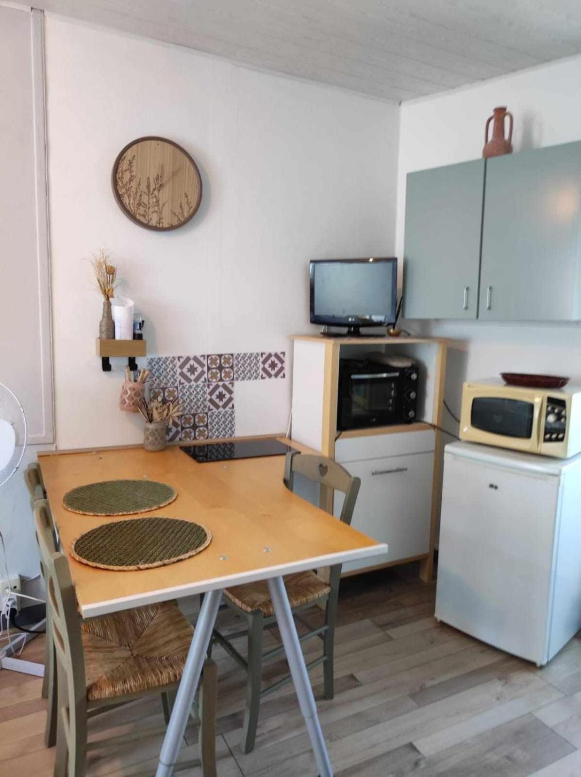 Appartamento Le Nid Douillet Champetre Linge Fourni La Bourboule Esterno foto